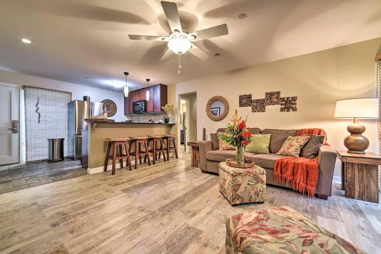 Apartament With Pool - 1 Block To Front Street! *