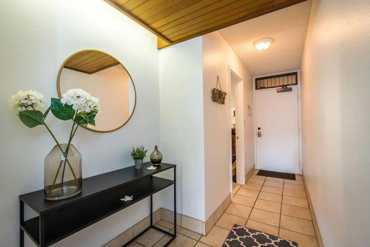 King Suite: Walk To Beach, Pool *