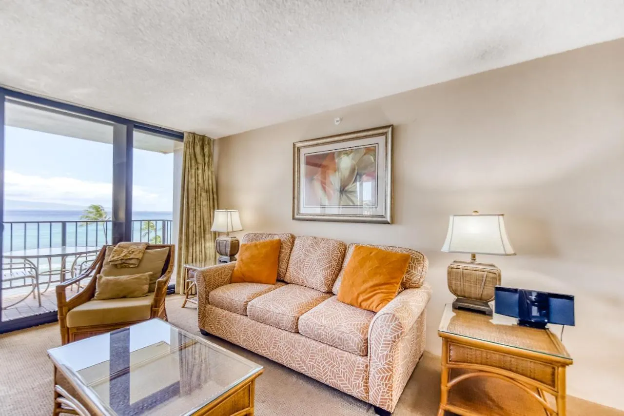 Shores 706
