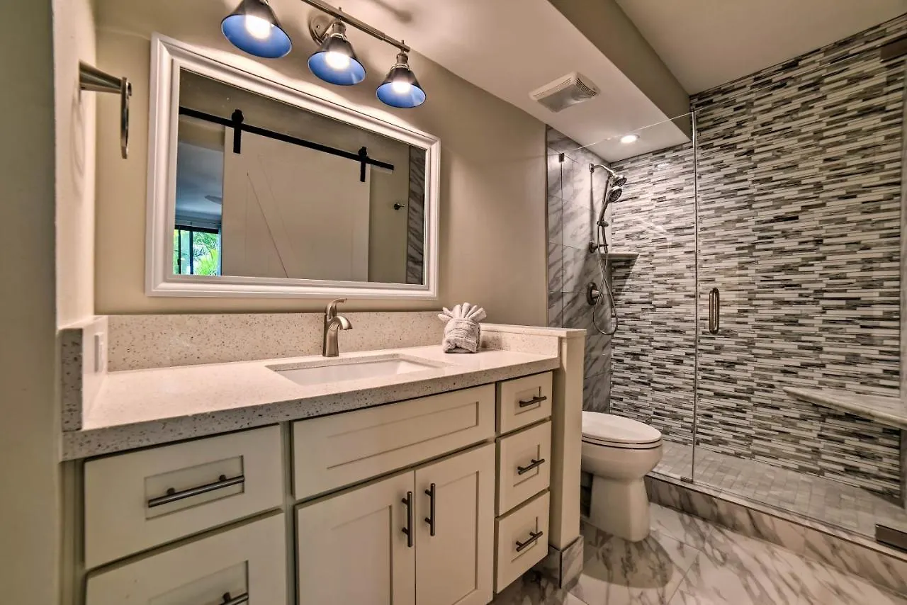 Chic West Maui With Pool - Walk To Beach! *