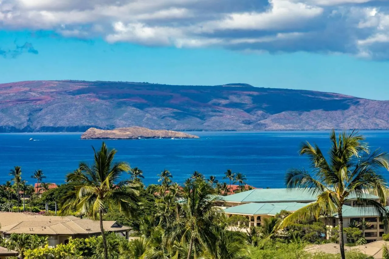 Ekolu One Bedrooms By Coldwell Banker Island Vacations * Wailea (Maui)