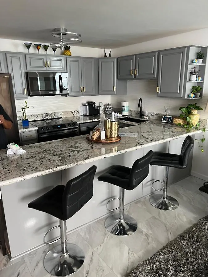 Apartamento Place Is Different!! Award Winning! Oceanfront, View View! *