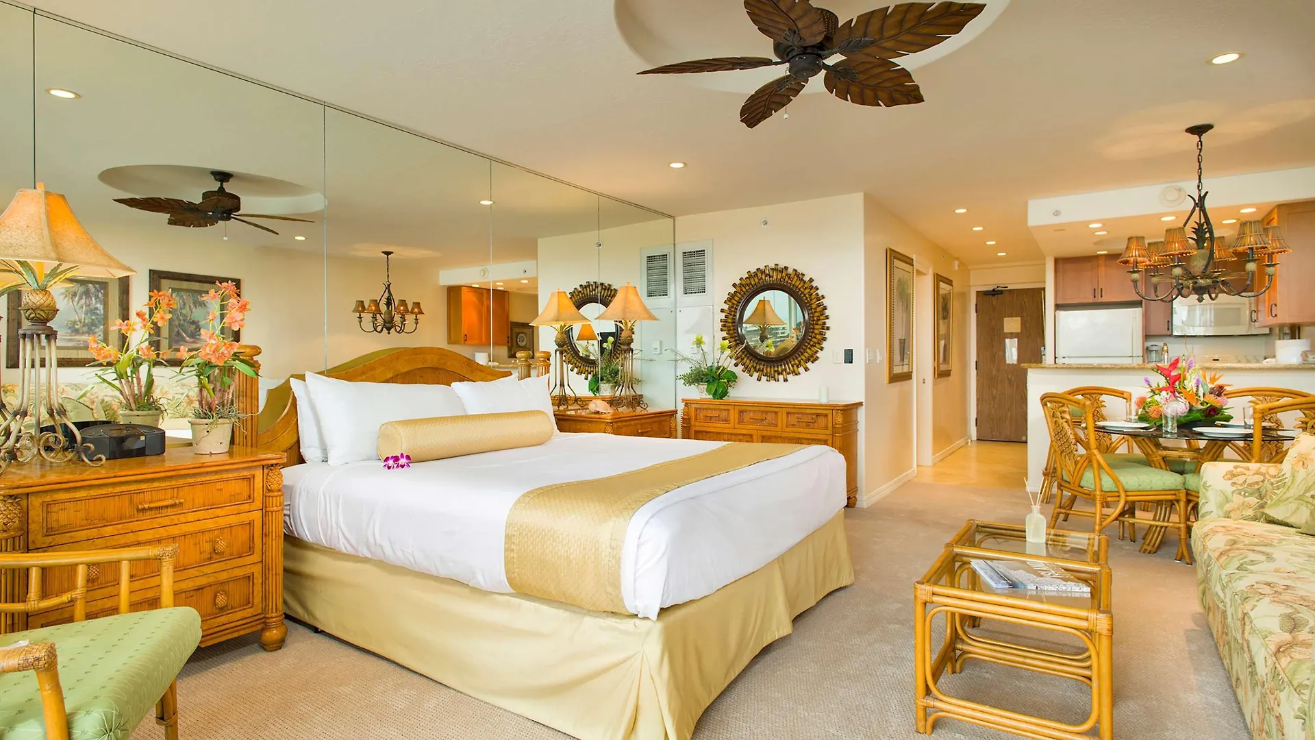 Aparthotel Aston At The Whaler On Kaanapali 5*