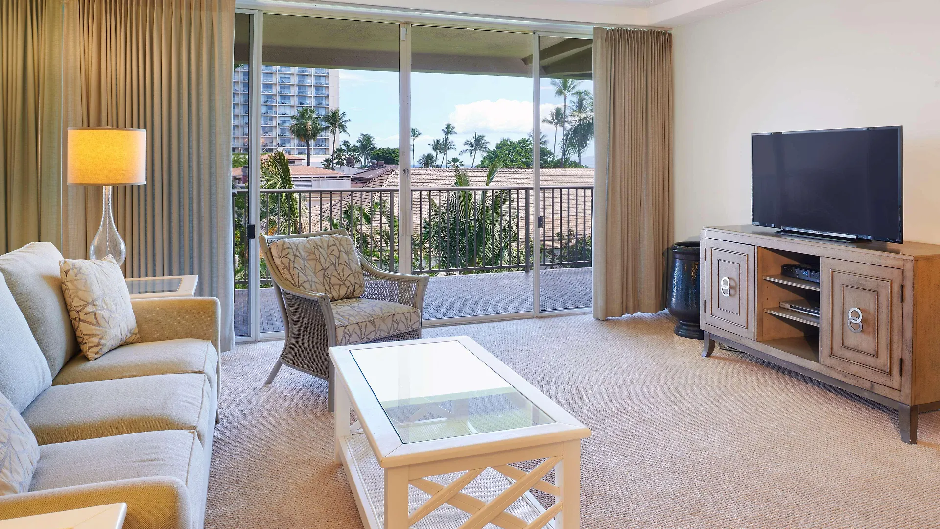 Aston At The Whaler On Kaanapali Aparthotel
