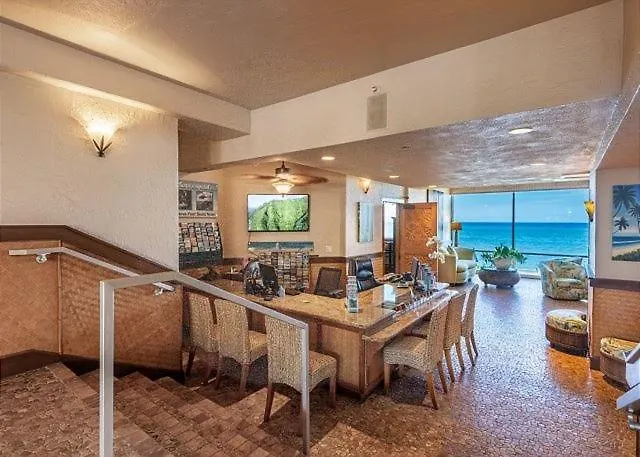 Royal Kahana 220 *