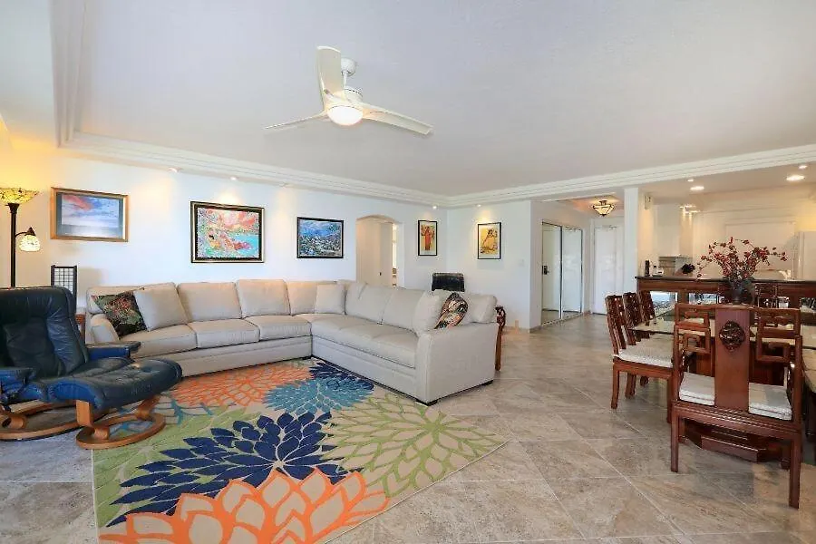 Royal Mauian, #202 *