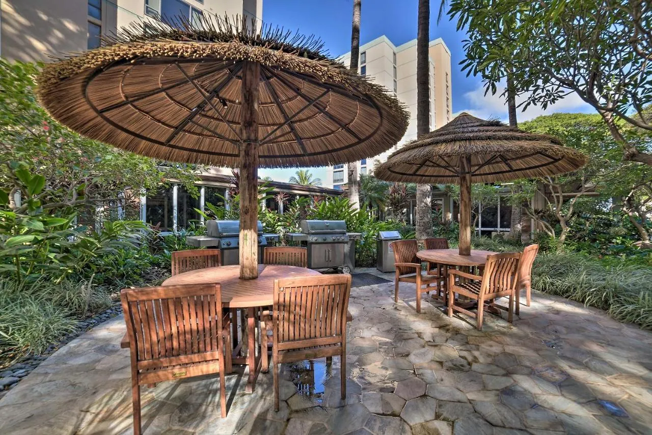 Daire Oceanfront Kaanapali Oasis With Pool!