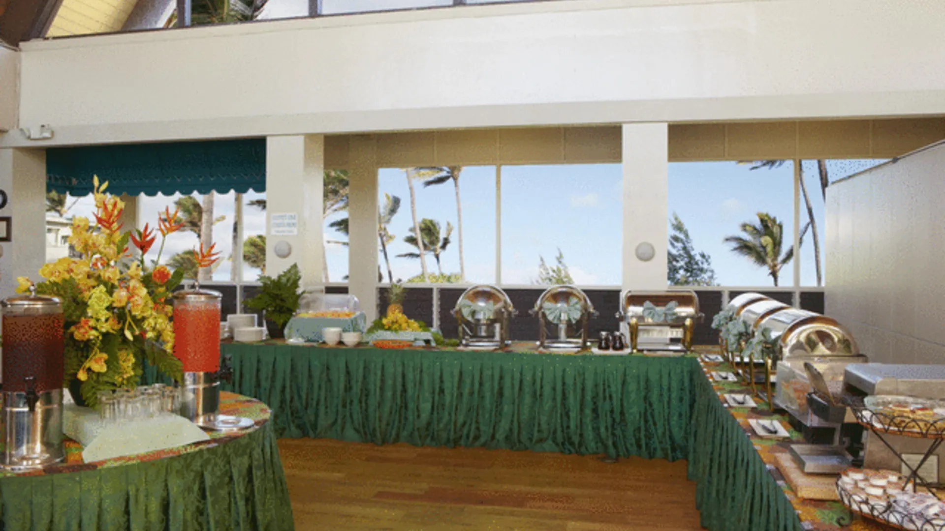 Hotel Maui 3*