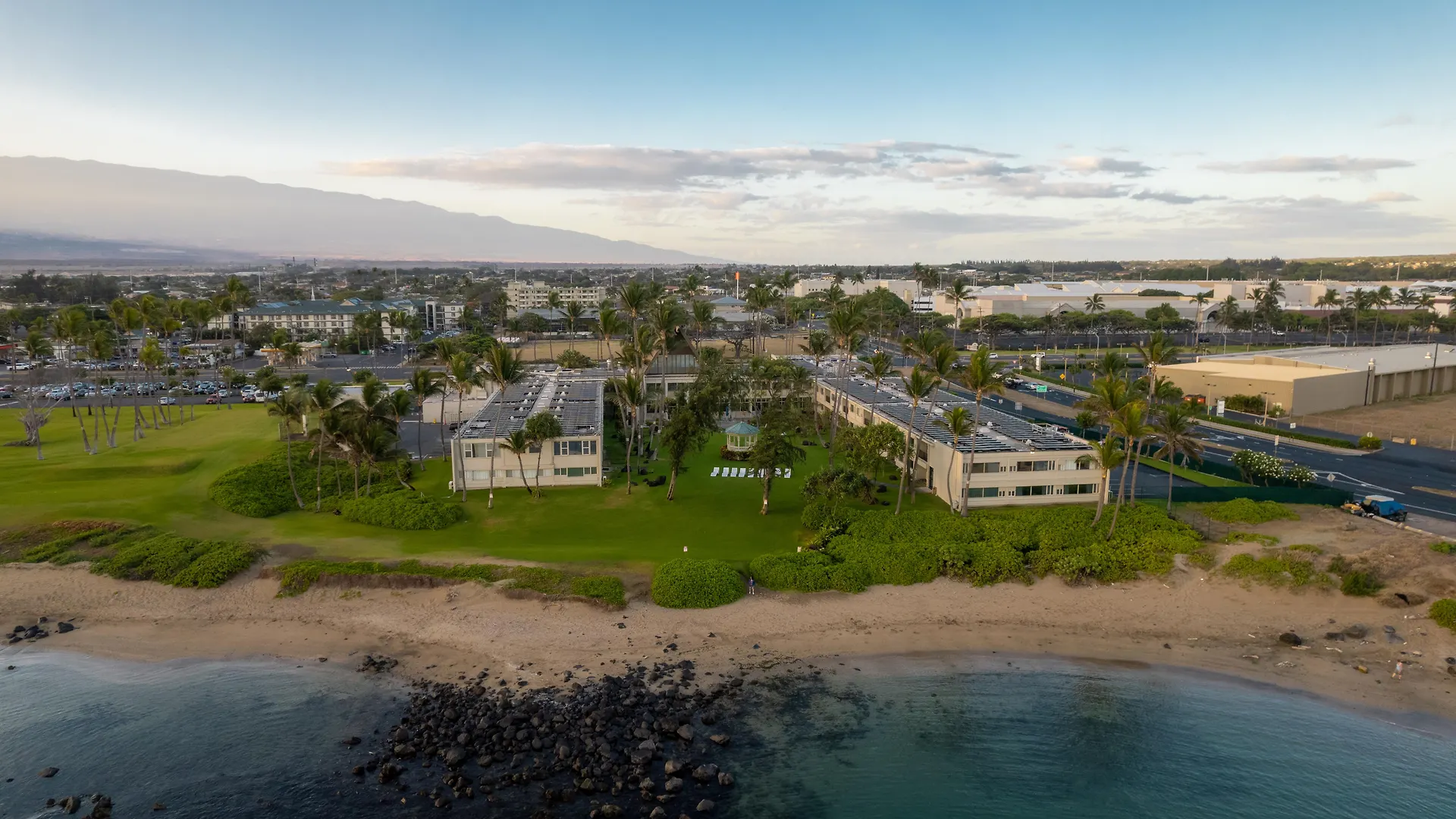 Maui Hotel Kahului