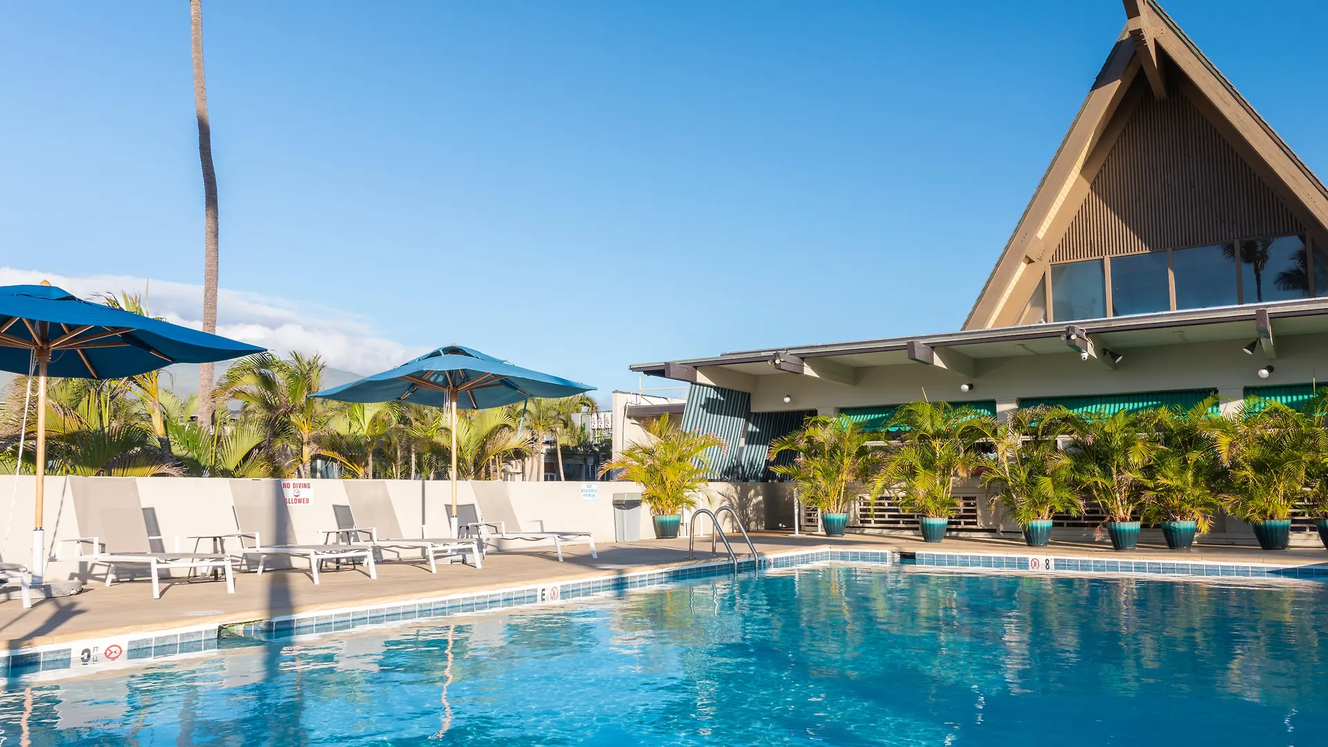 Maui Hotel