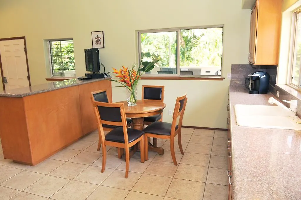 Aloha Aku & Suites Holiday home