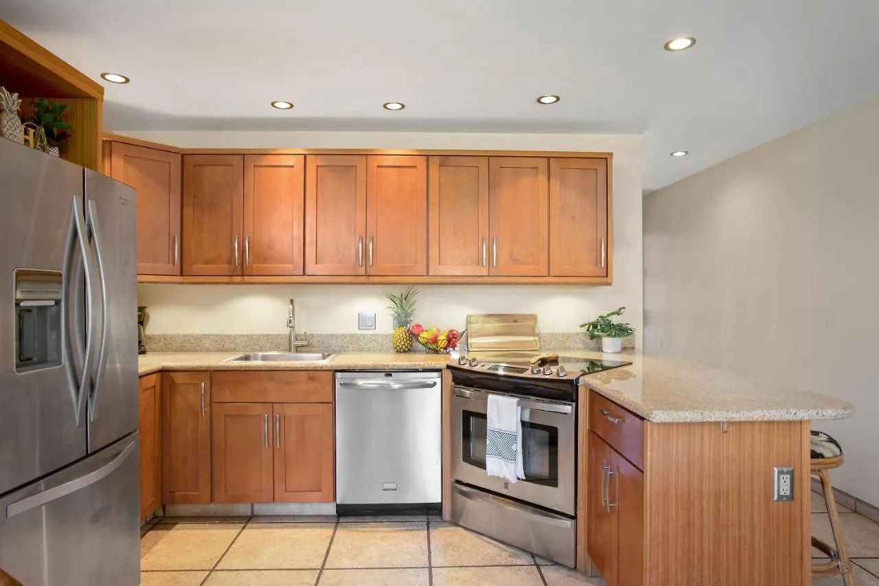 Beautiful 1 Bedroom With Ocean Views | Oceanfront キヘイ