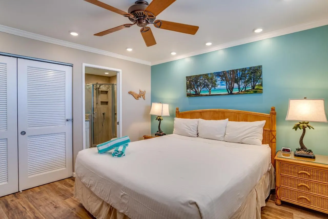 The Hale Pau Hana Rezort 4*
