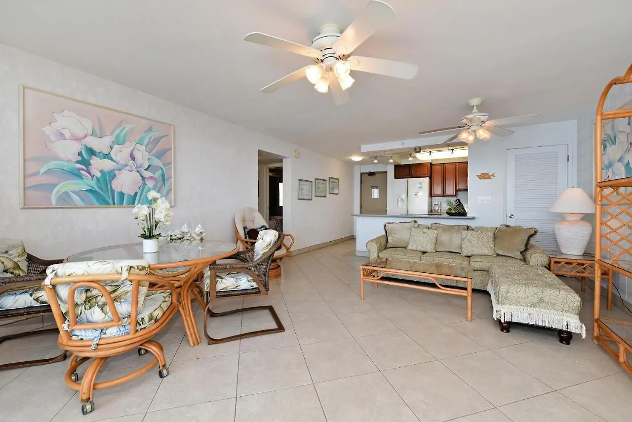 Valley Isle 905 *