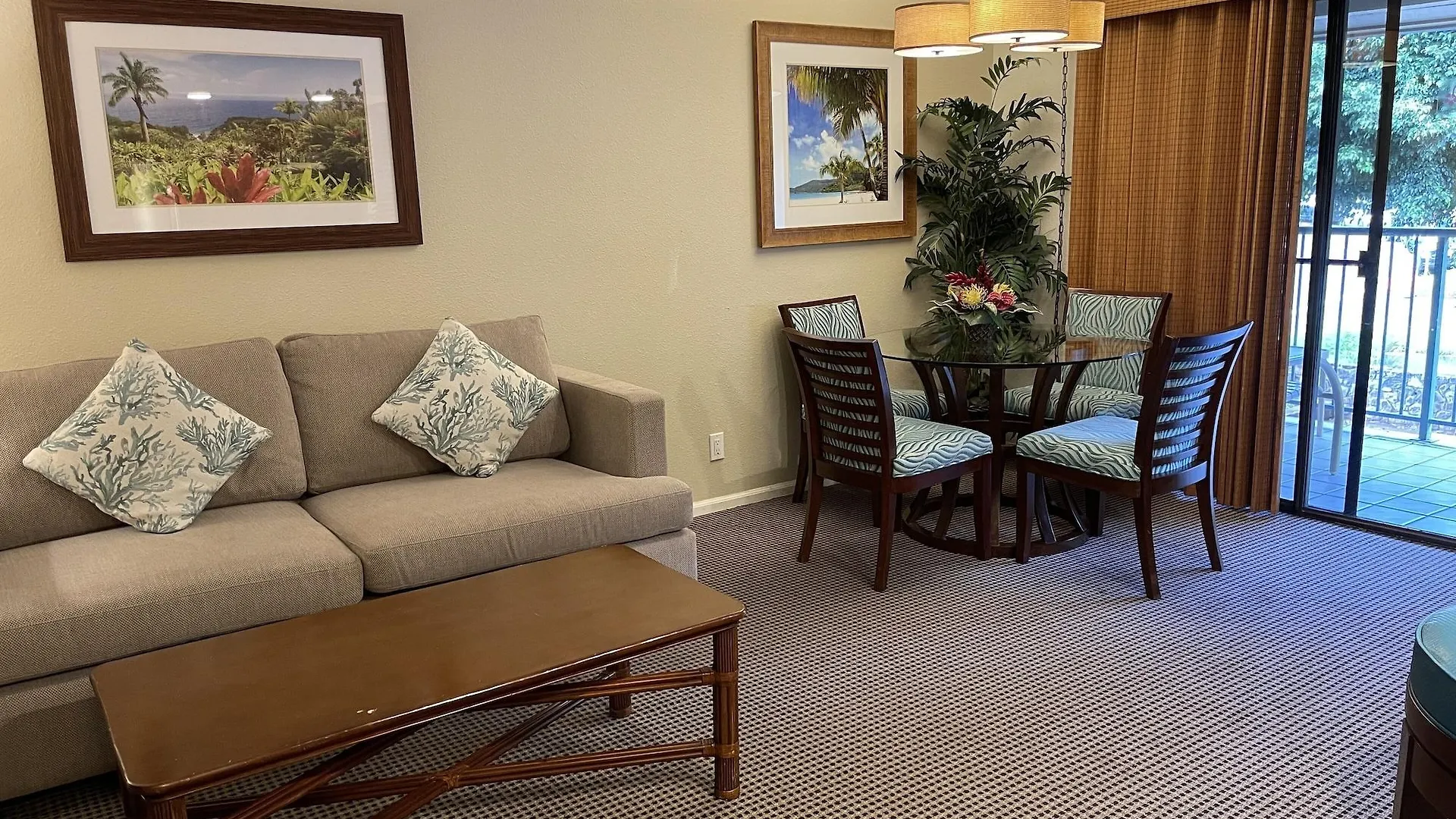 酒店 The Gardens At West Maui 3*