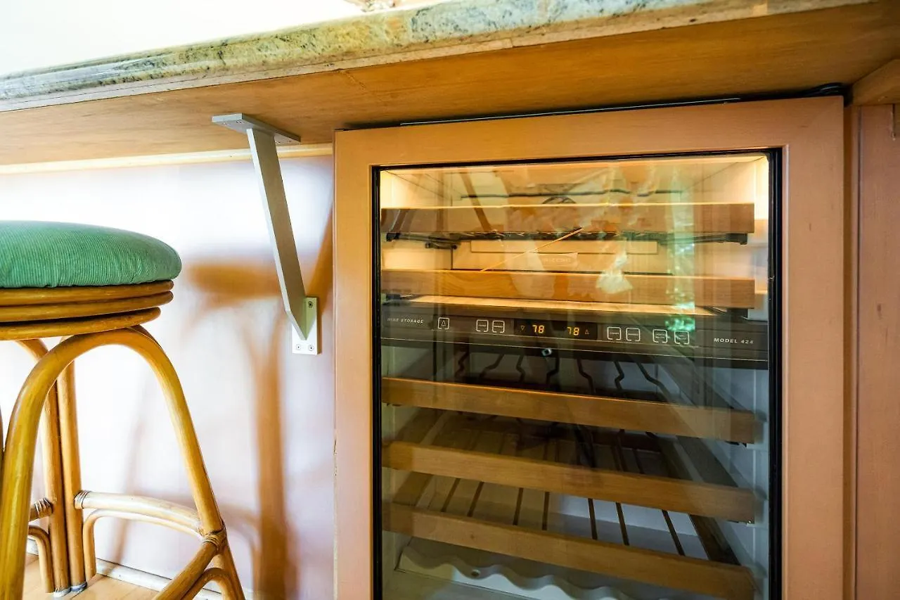 Hale Hui Kai 208, Renovated, Ocean View, Split Ac *