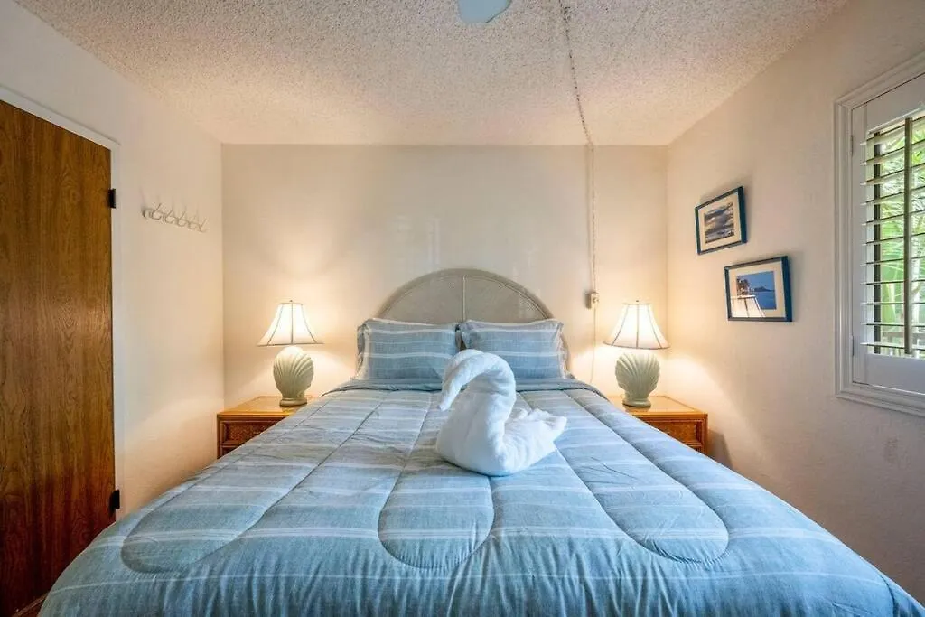 Alii Kai D207- Ocean View, Walk To Shops, Dining, And Kam I דירה קיהיי
