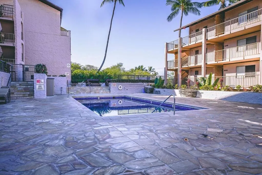 Alii Kai D207- Ocean View, Walk To Shops, Dining, And Kam I