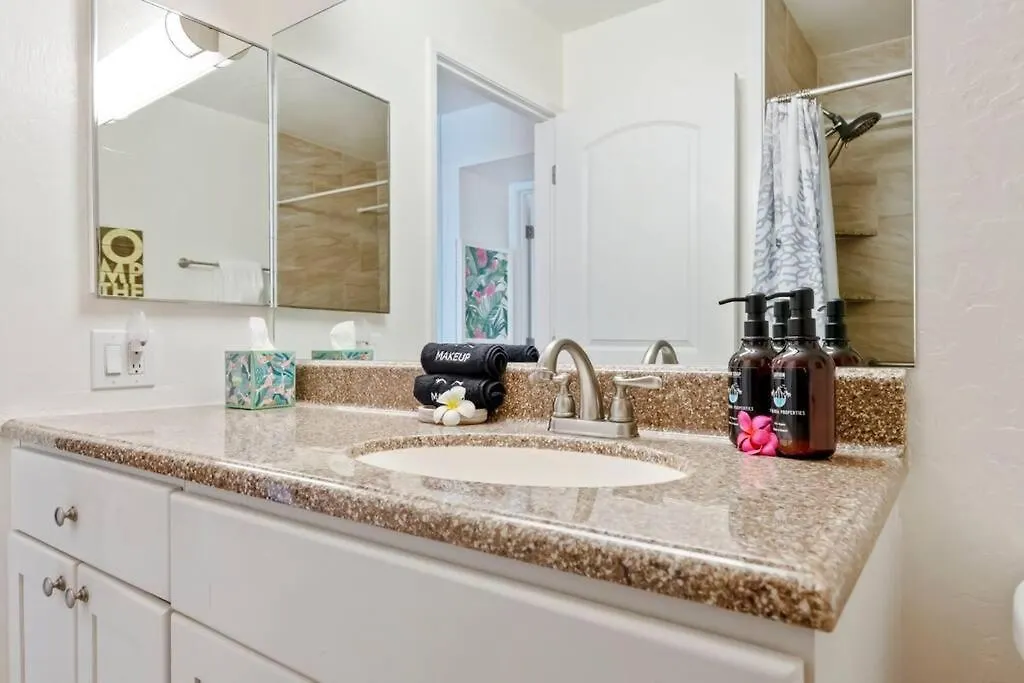 Hale Kamaole 2-113- Ground Floor Updated Kihei Gem, 300steps To