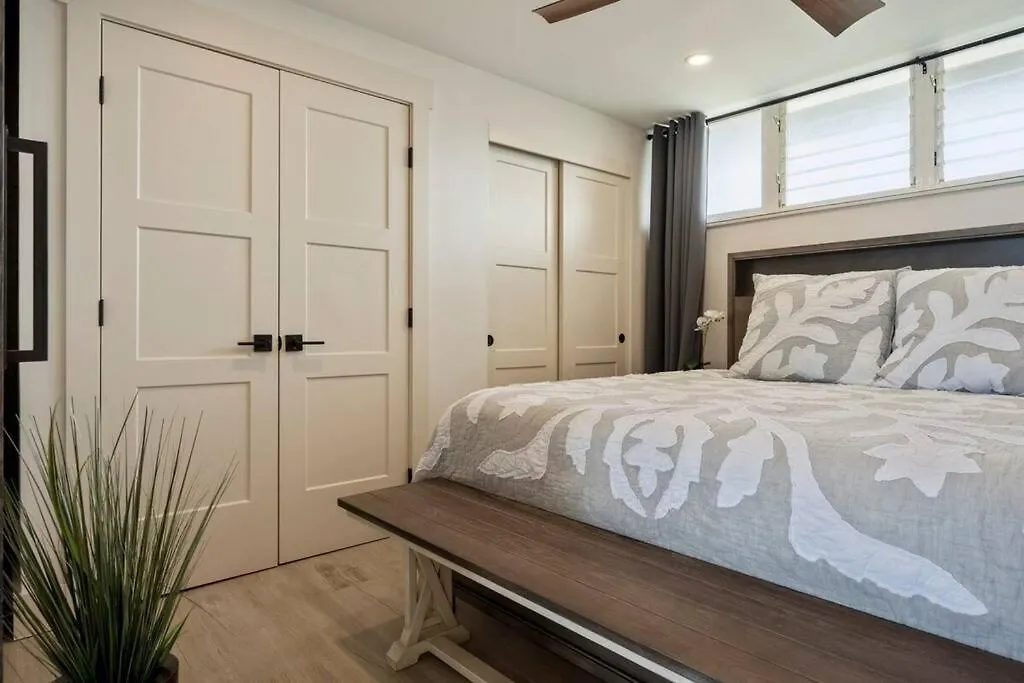 Hale Ono Loa 403- Top Floor, Ocean View, & Complete Modern Remodel Kahana
