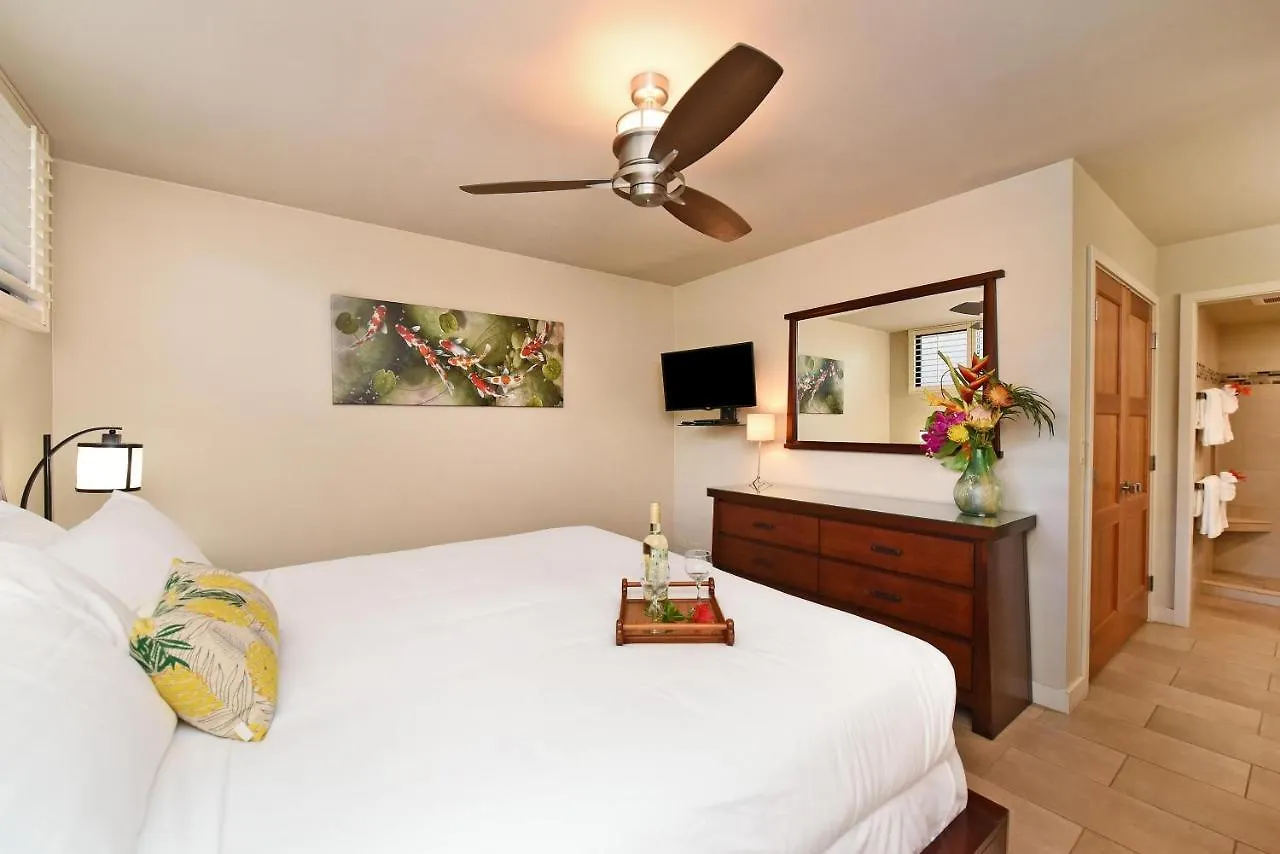 Holiday home Papakea L303