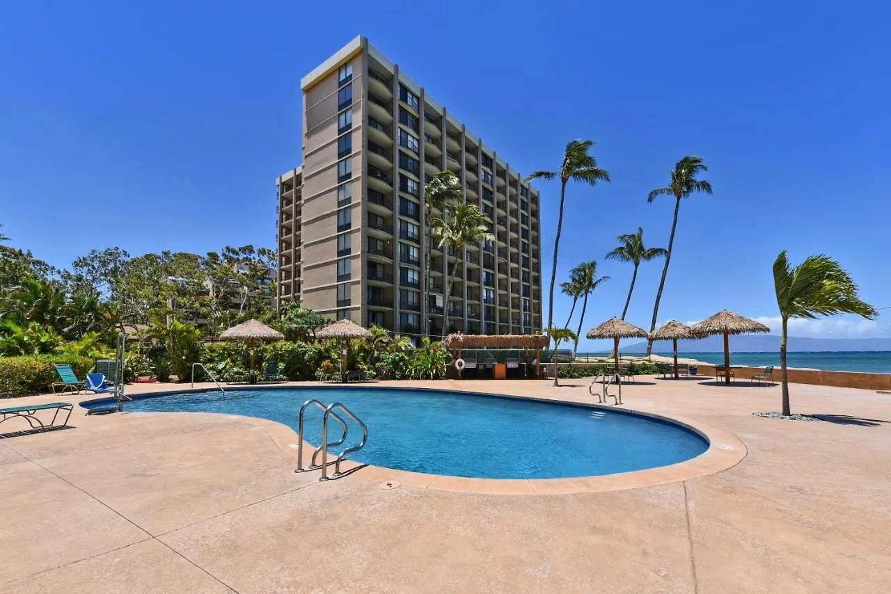 Royal 104 * Kahana