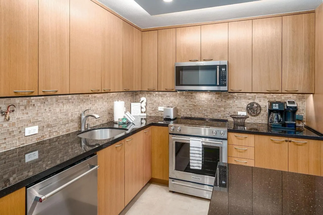 Kamaole Sands 1-307 - Stunning Renovation, New Ac! Уэйлея