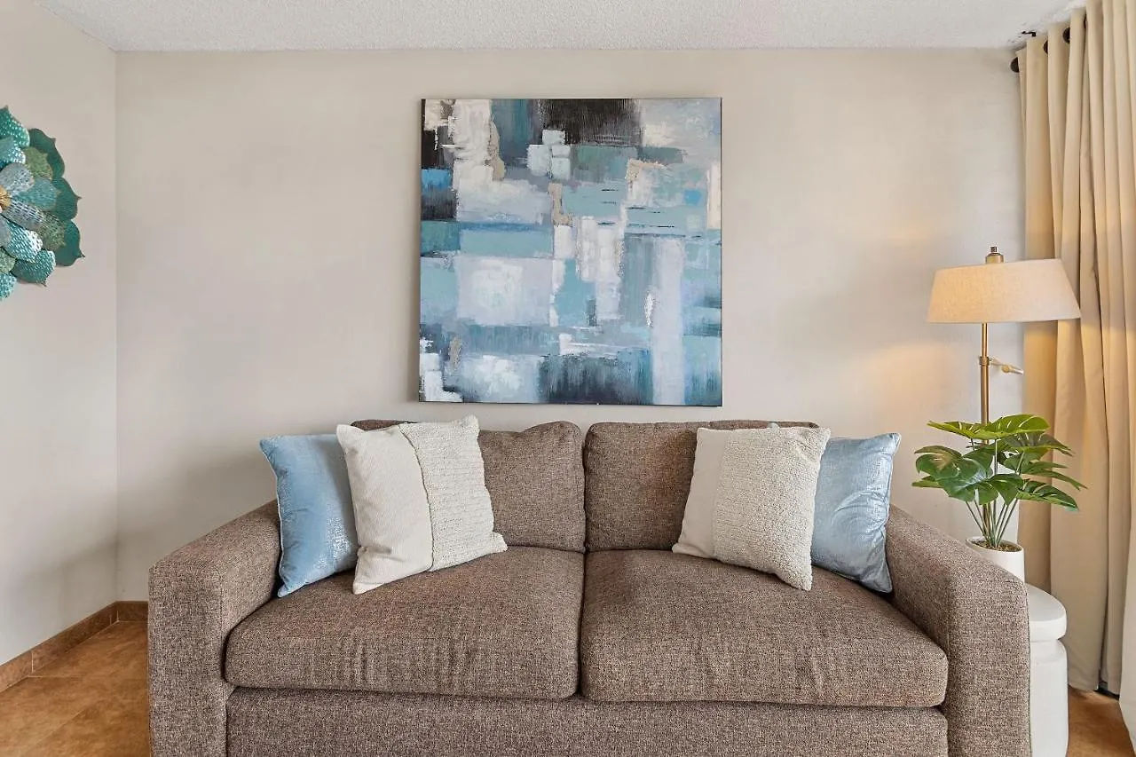 Island Surf 304 - Renovated, Ocean Views, Split Ac Kihei
