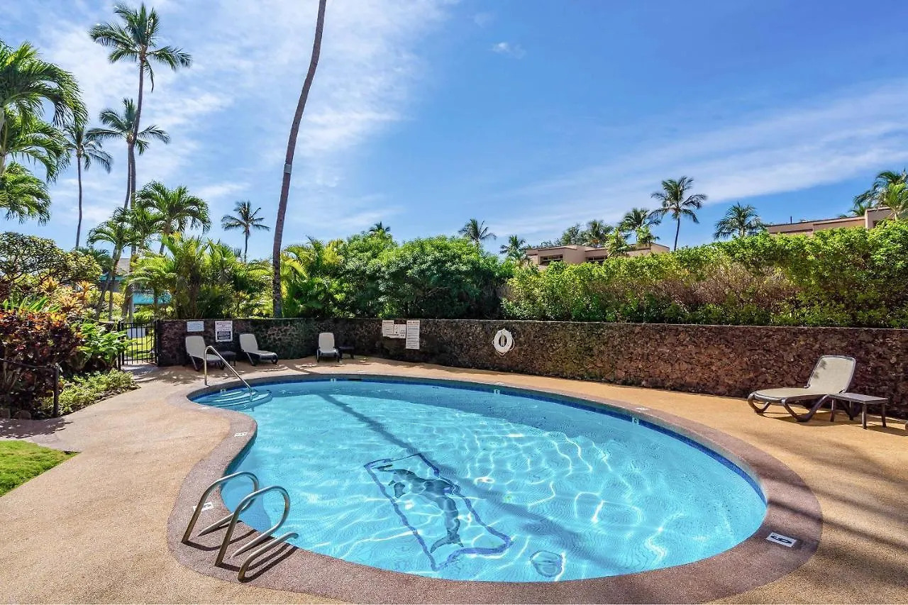 Kamaole Royale 404 - Panoramic Ocean Views Kihei