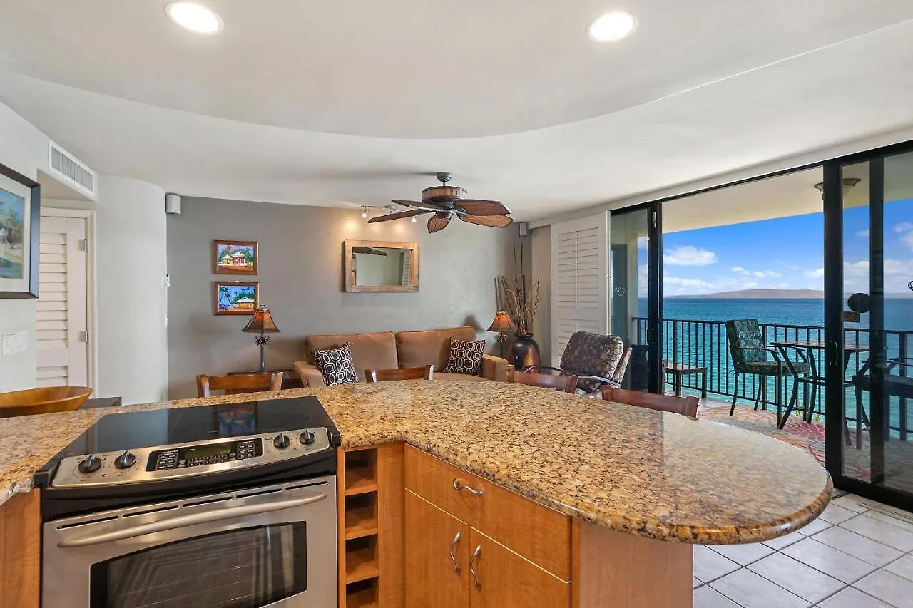 606 - Direct Ocean Front, Ac! Holiday home