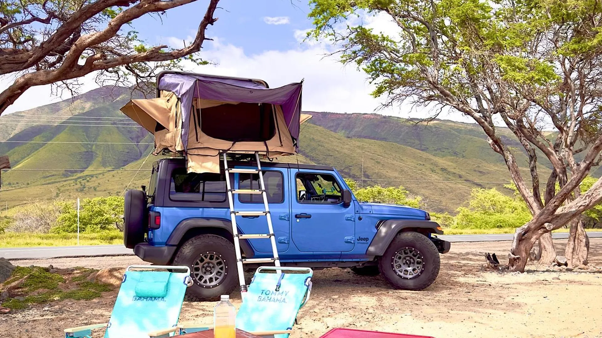 Apartment Embark On A Journey Through Maui With Aloha Glamp's Jeep And Rooftop Tent Allows To Discover Diverse Campgrounds, Unveiling The Island's Beauty From Unique Perspectives Each Day *