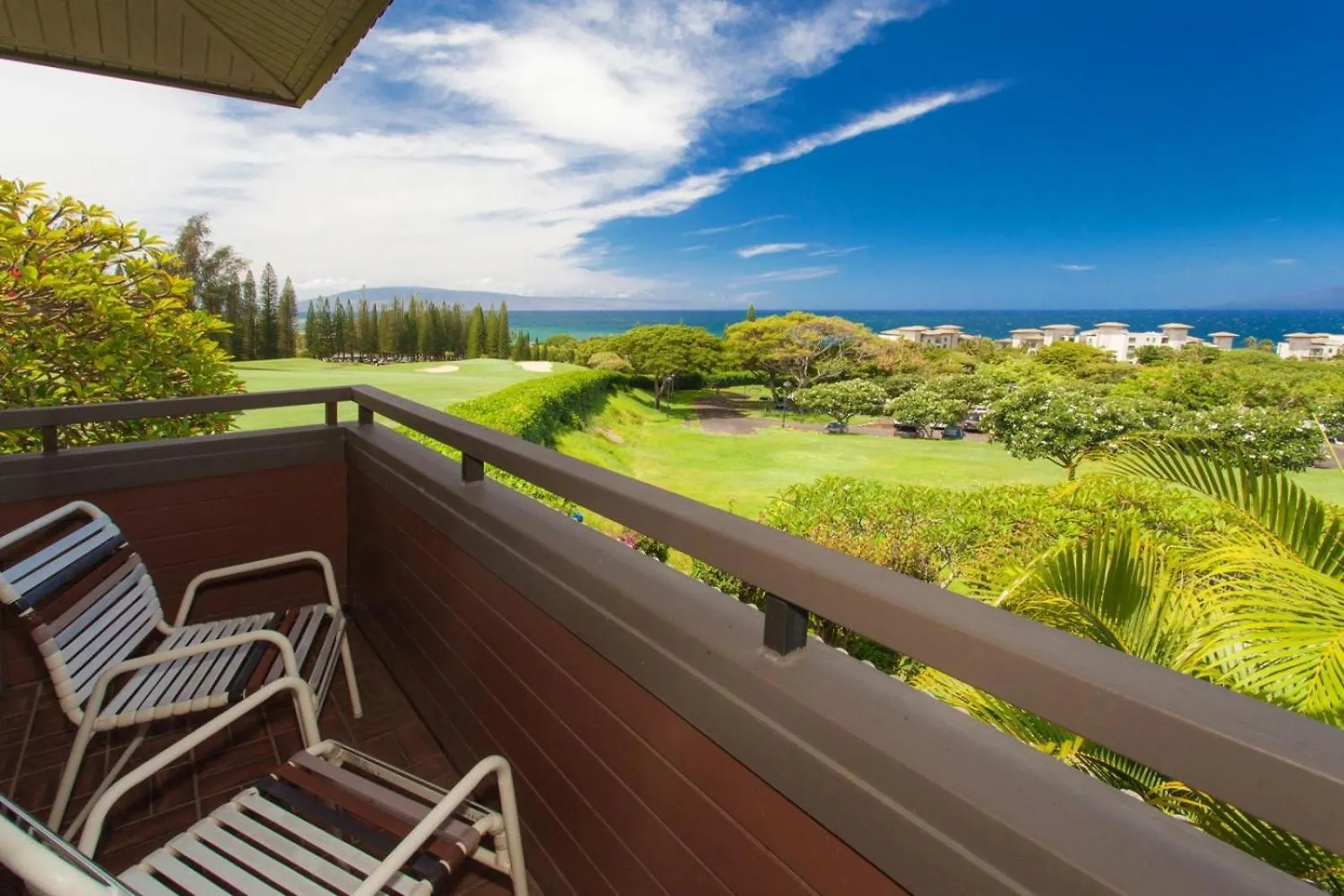 2711 Ridge * Kahana
