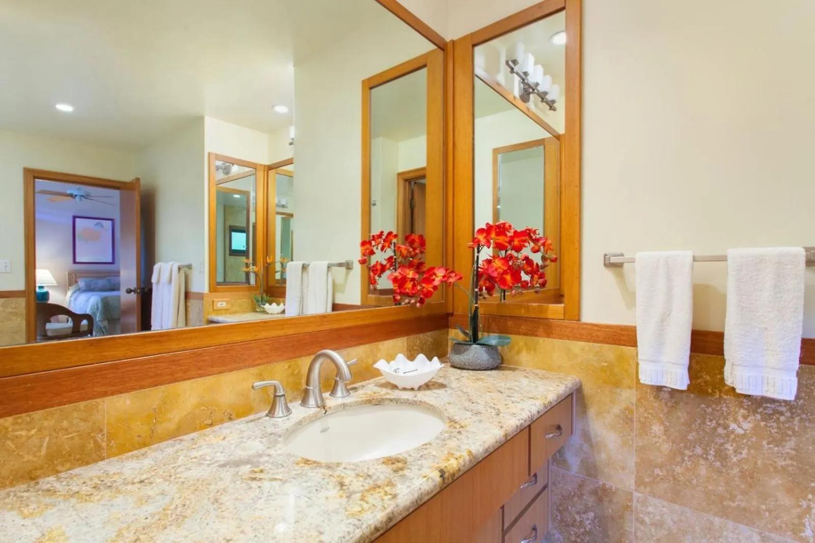 924 Ridge * Kahana