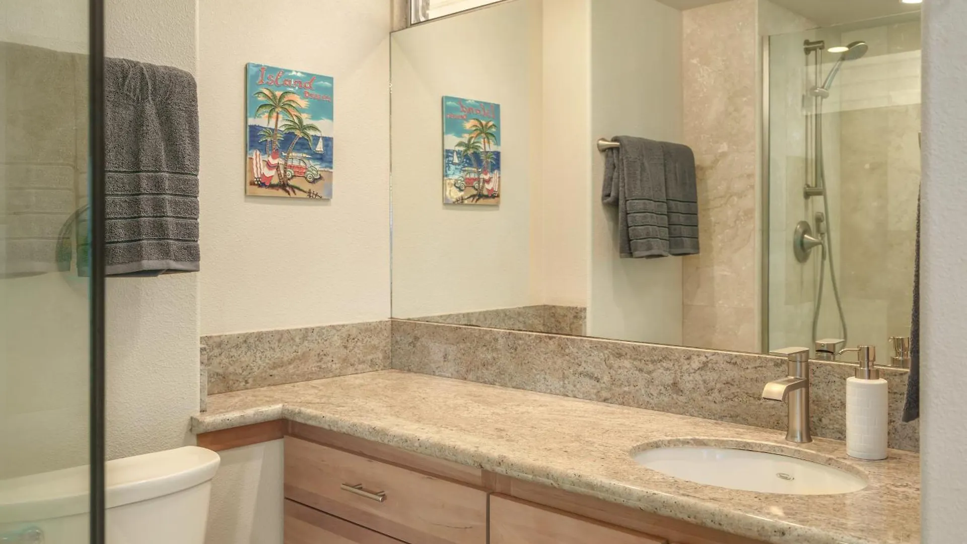 A-312 Haleakala Shores Apartment