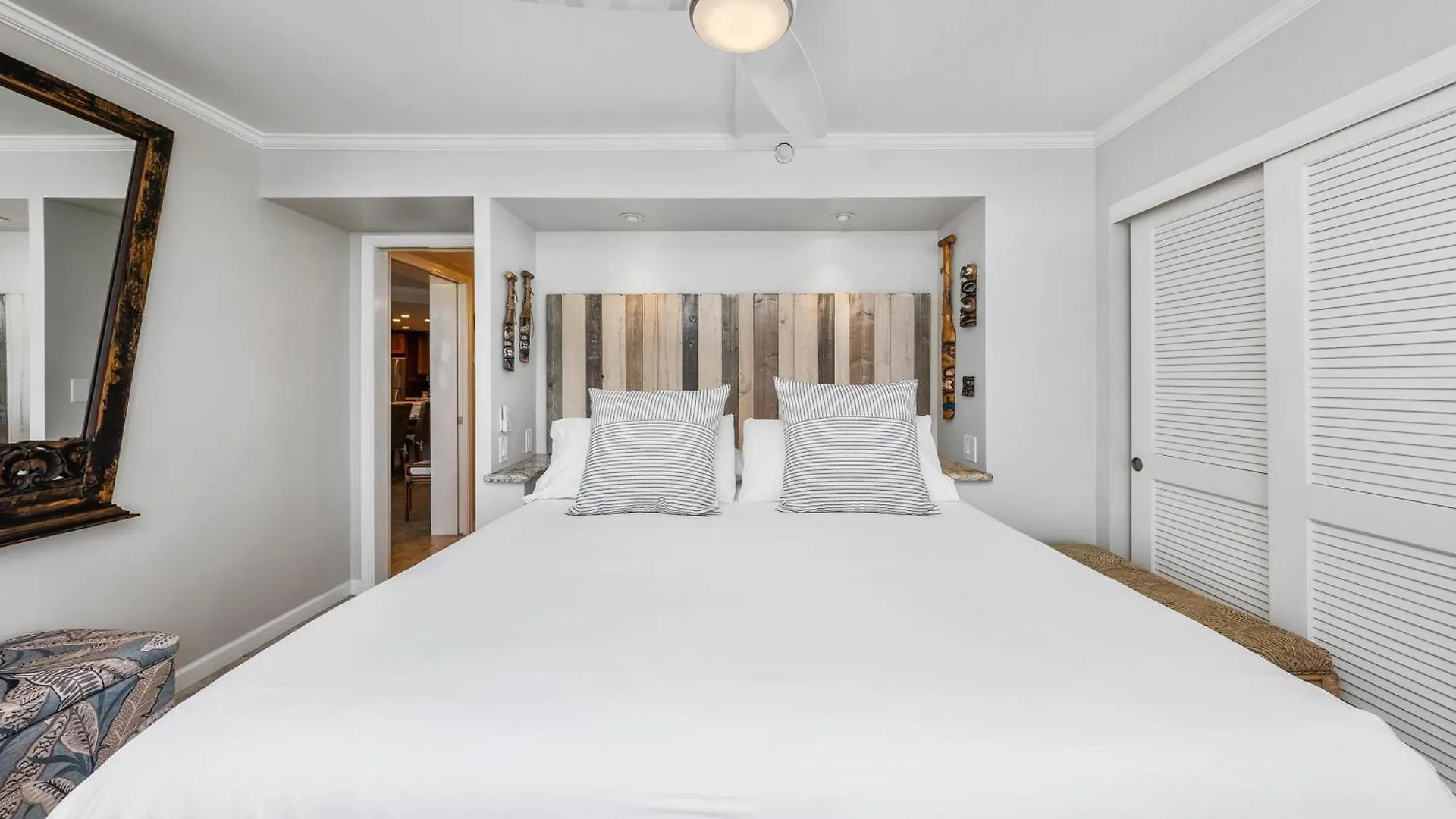 Valley Isle 304