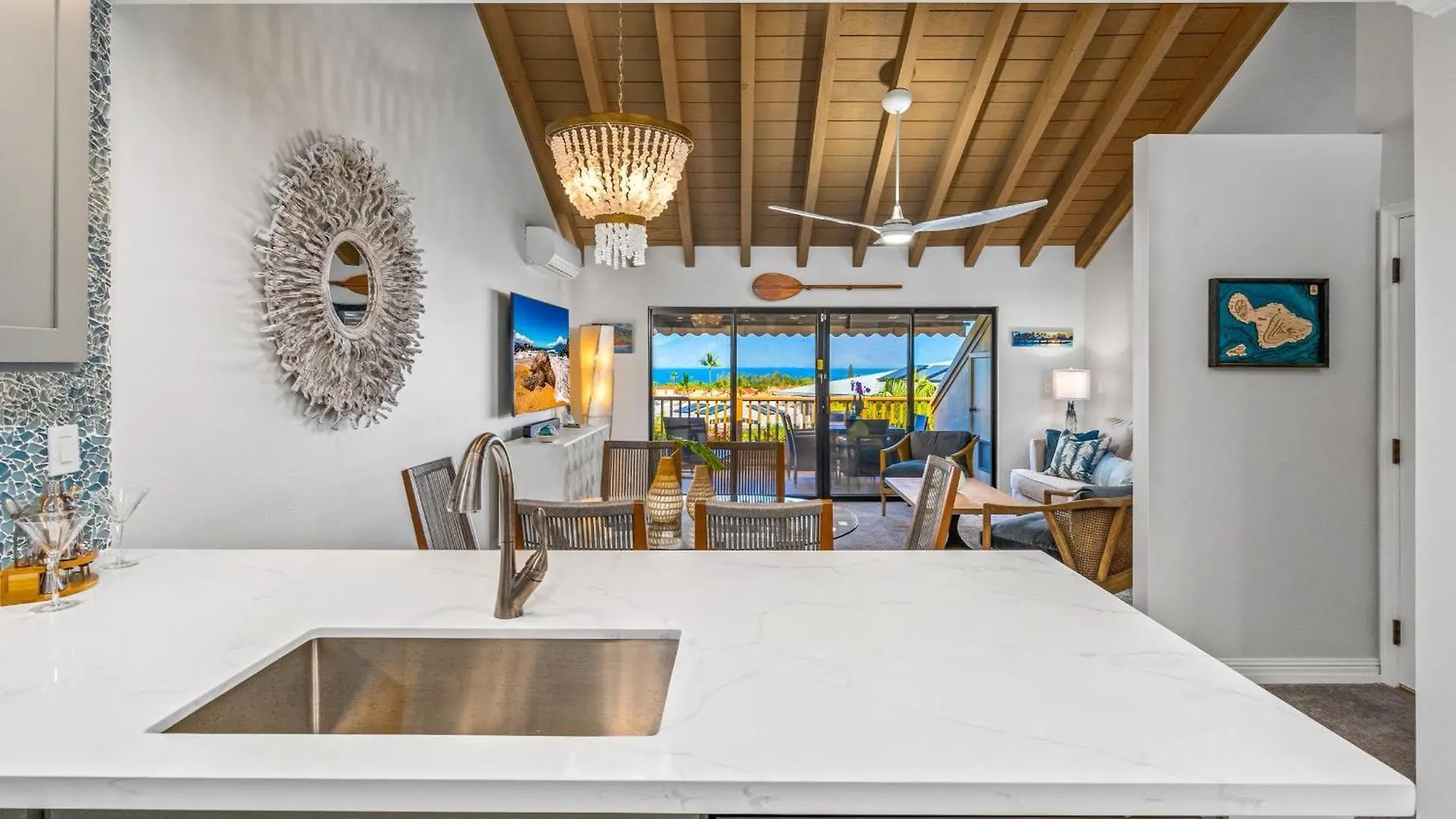 Luxurious & Spacious Ocean Vistas Apartment *