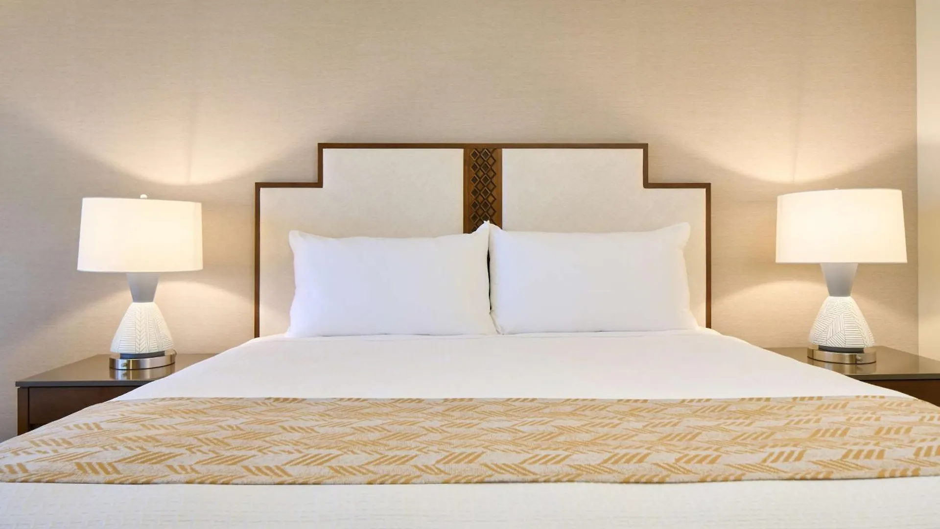 Outrigger Kaʻanapali Θέρετρο 3*
