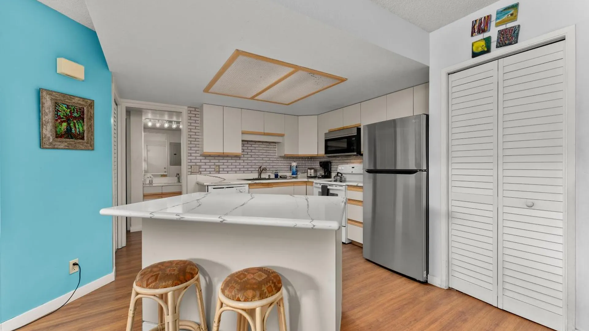 Spacious Across The Street From Maui's Beaches Mbg304 Ferienhaus