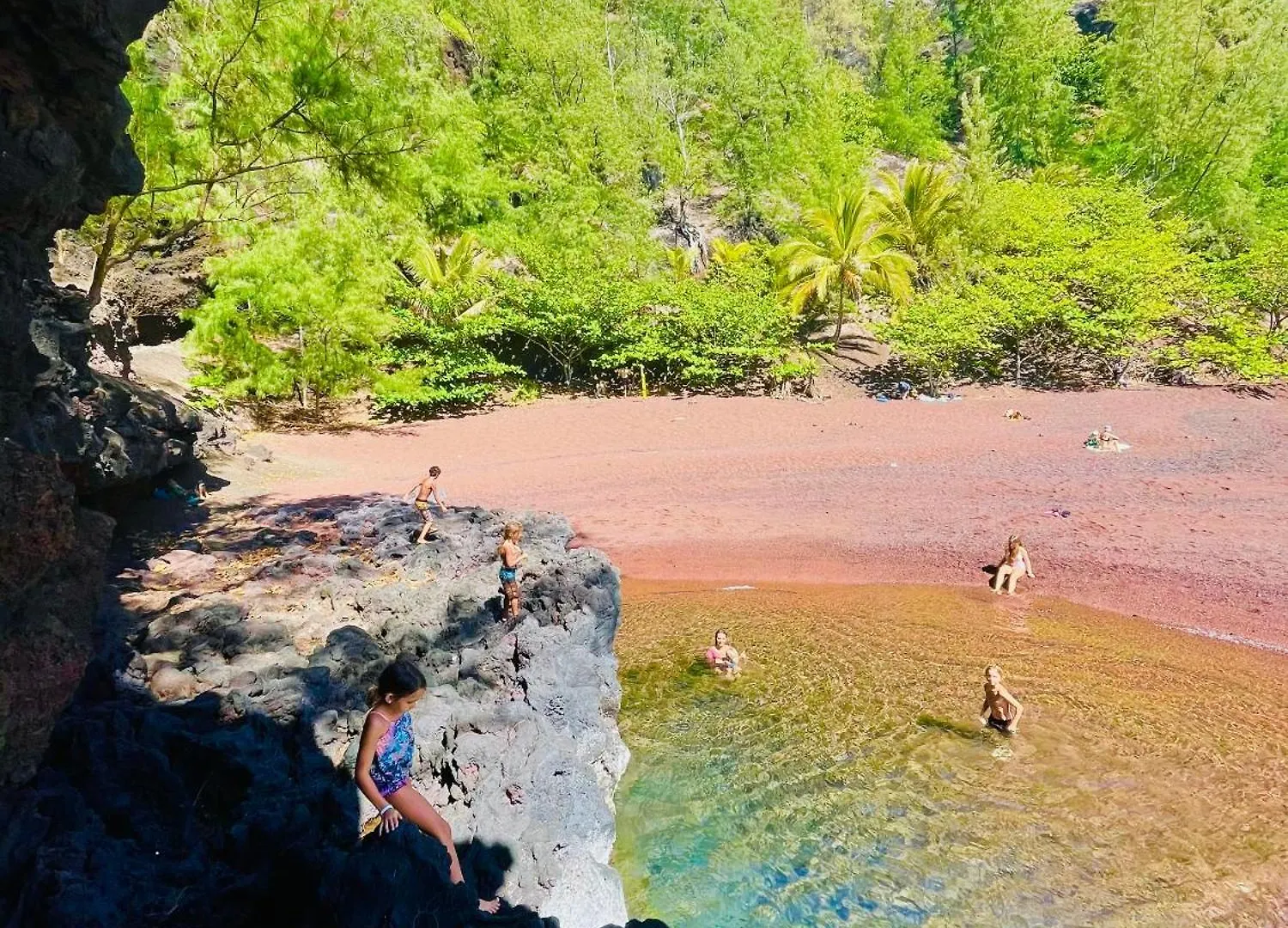 Aloha Glamp's Maui Adventure: Jeep & Rooftop Tent Island Exploration Luxury tent