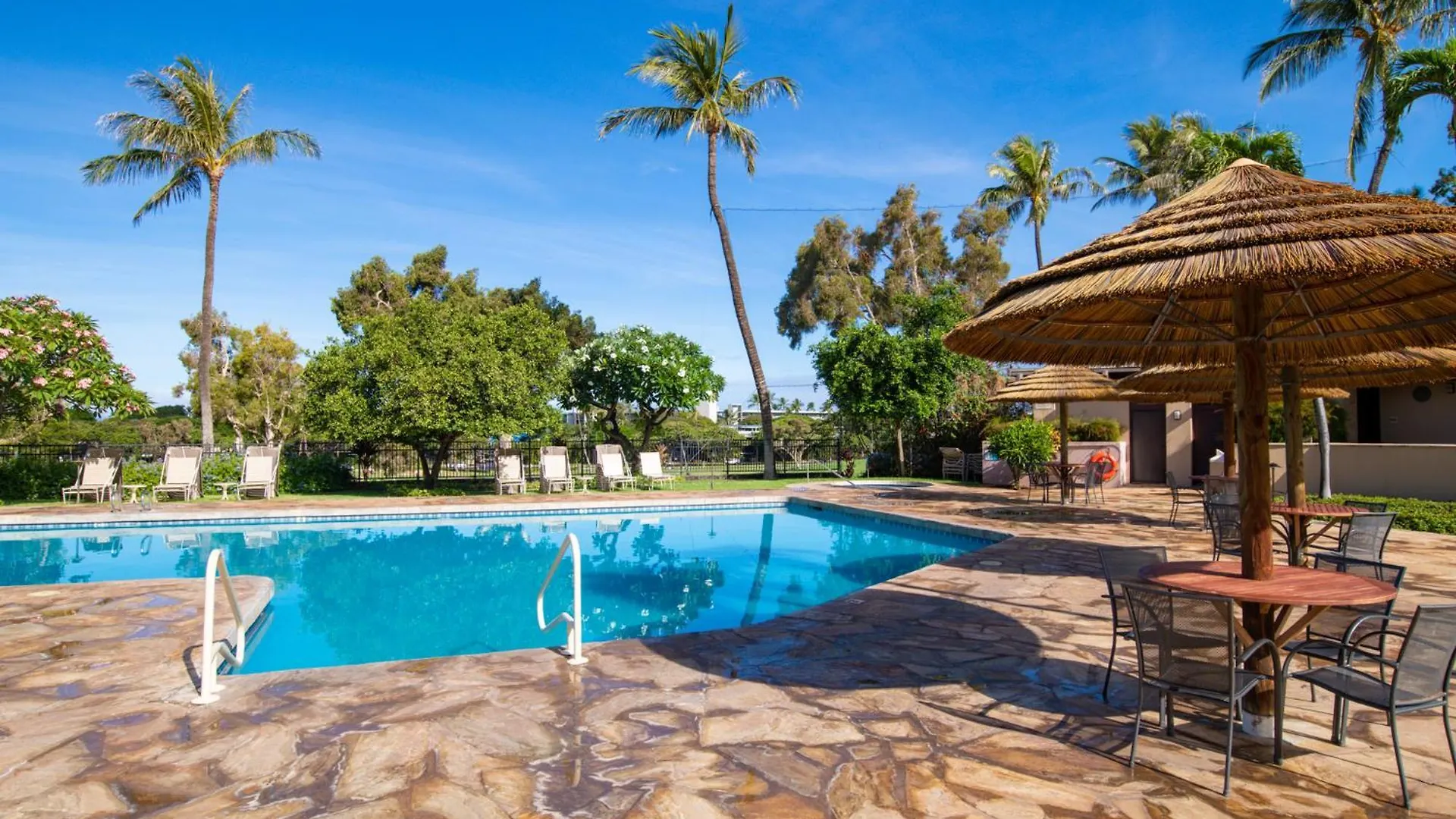 Kaanapali Royal L102