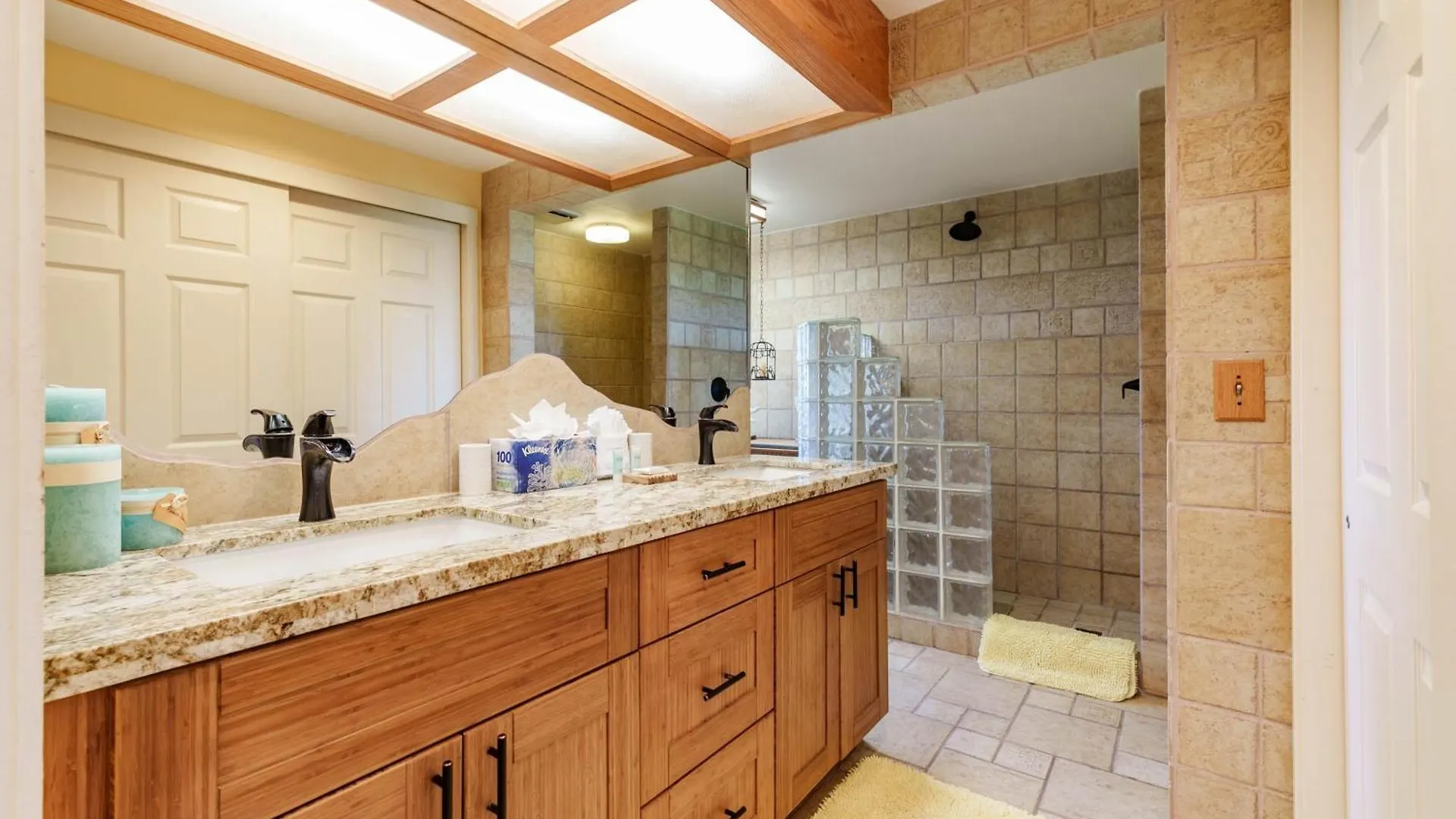 Village 13 Oceanview 3bed 2bath Apts * Kahana