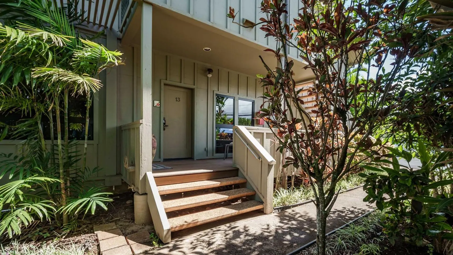 Village 13 Oceanview 3bed 2bath Apts *