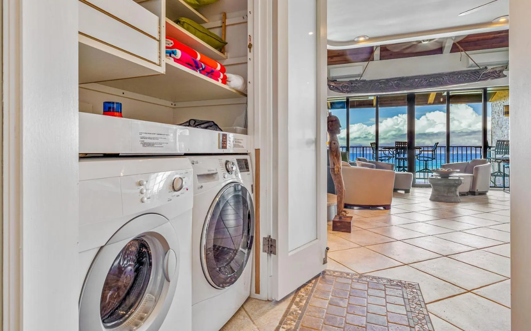 Noniluna 1 & 2 Rent Together - Sleeps 20 * Lahaina