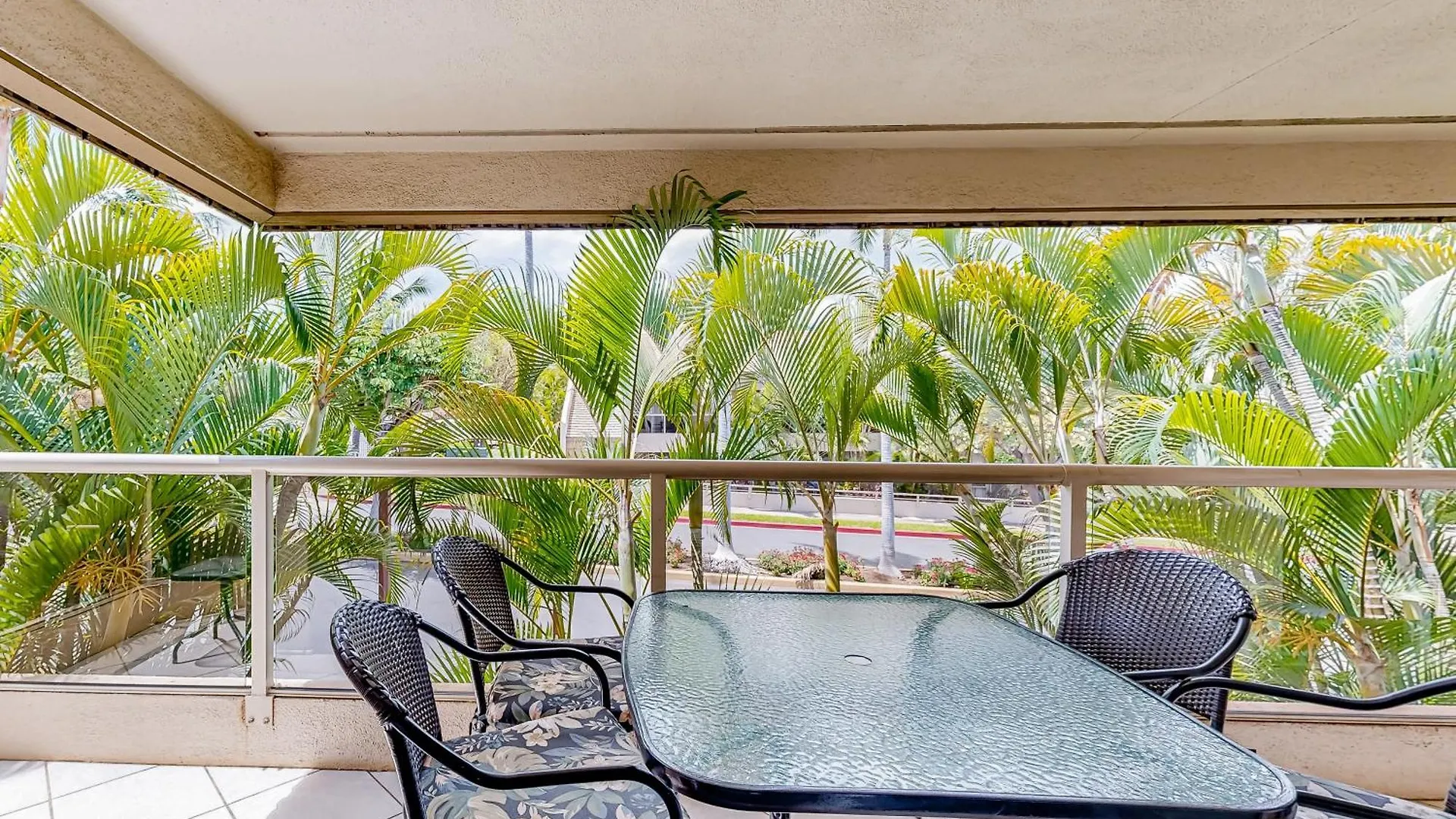 Maui Banyan B204 Apartman