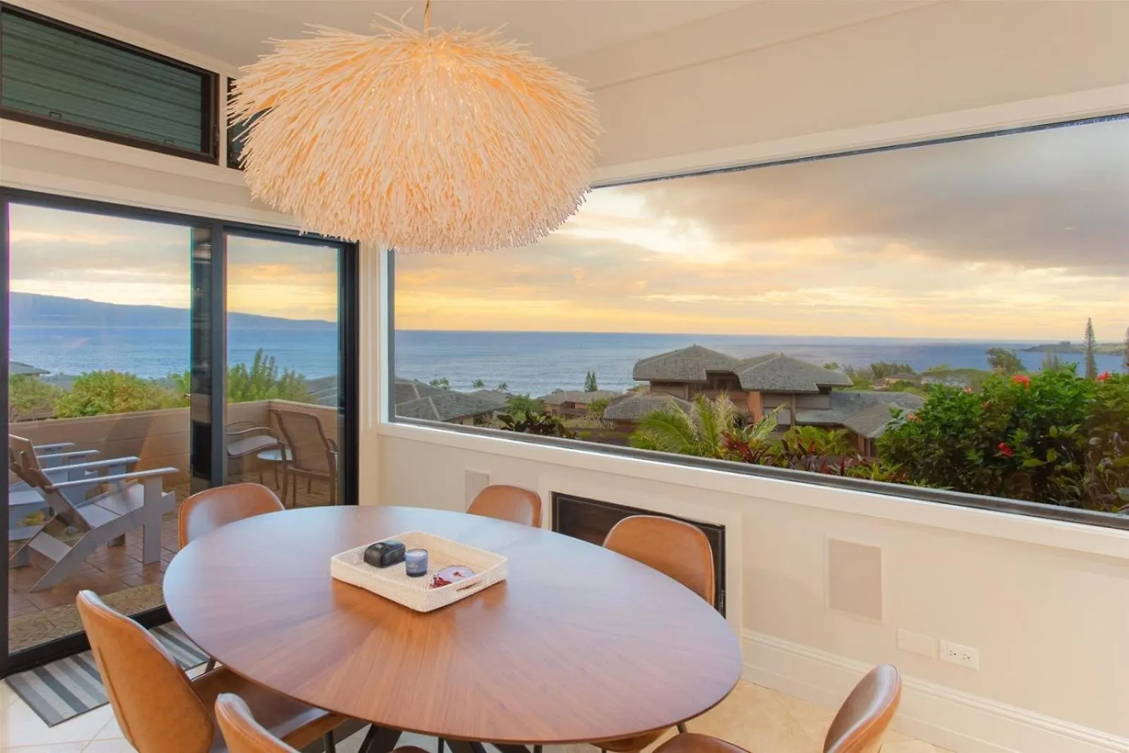 1711 Ridge * Kahana