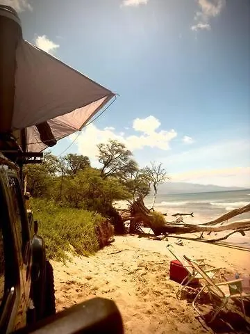 Embark On A Journey Through Maui With Aloha Glamp's Jeep And Rooftop Tent Allows To Discover Diverse Campgrounds, Unveiling The Island's Beauty From Unique Perspectives Each Day Apartment Paia