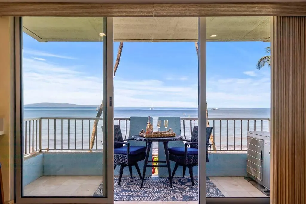 Apartment Nani Kai Hale 209- Remodeled Prime Oceanfront 1 Bedroom Gem