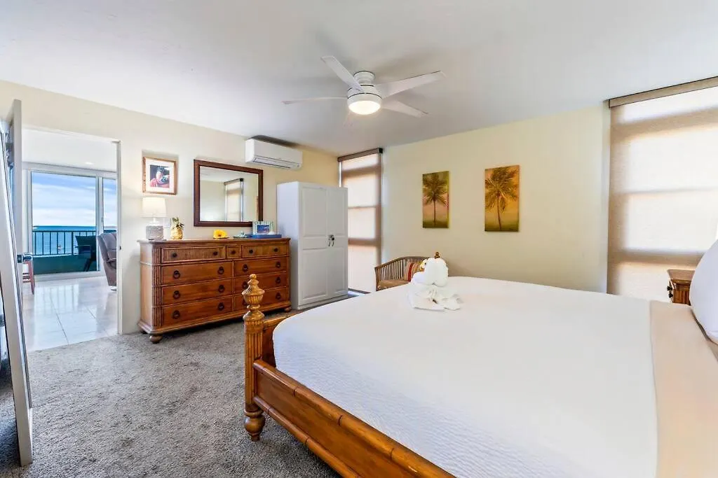 Apartment Nani Kai Hale 209- Remodeled Prime Oceanfront 1 Bedroom Gem