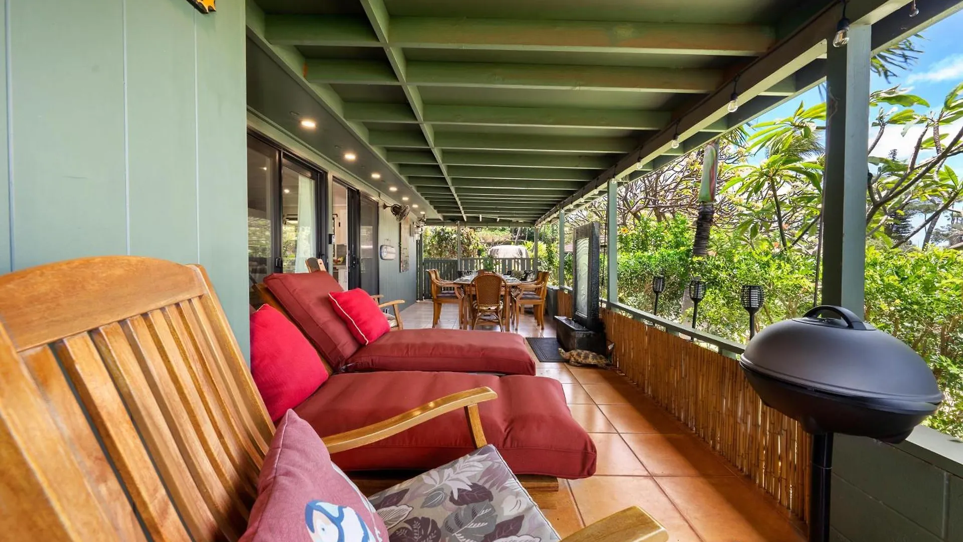 International Colony Club 22 * Lahaina