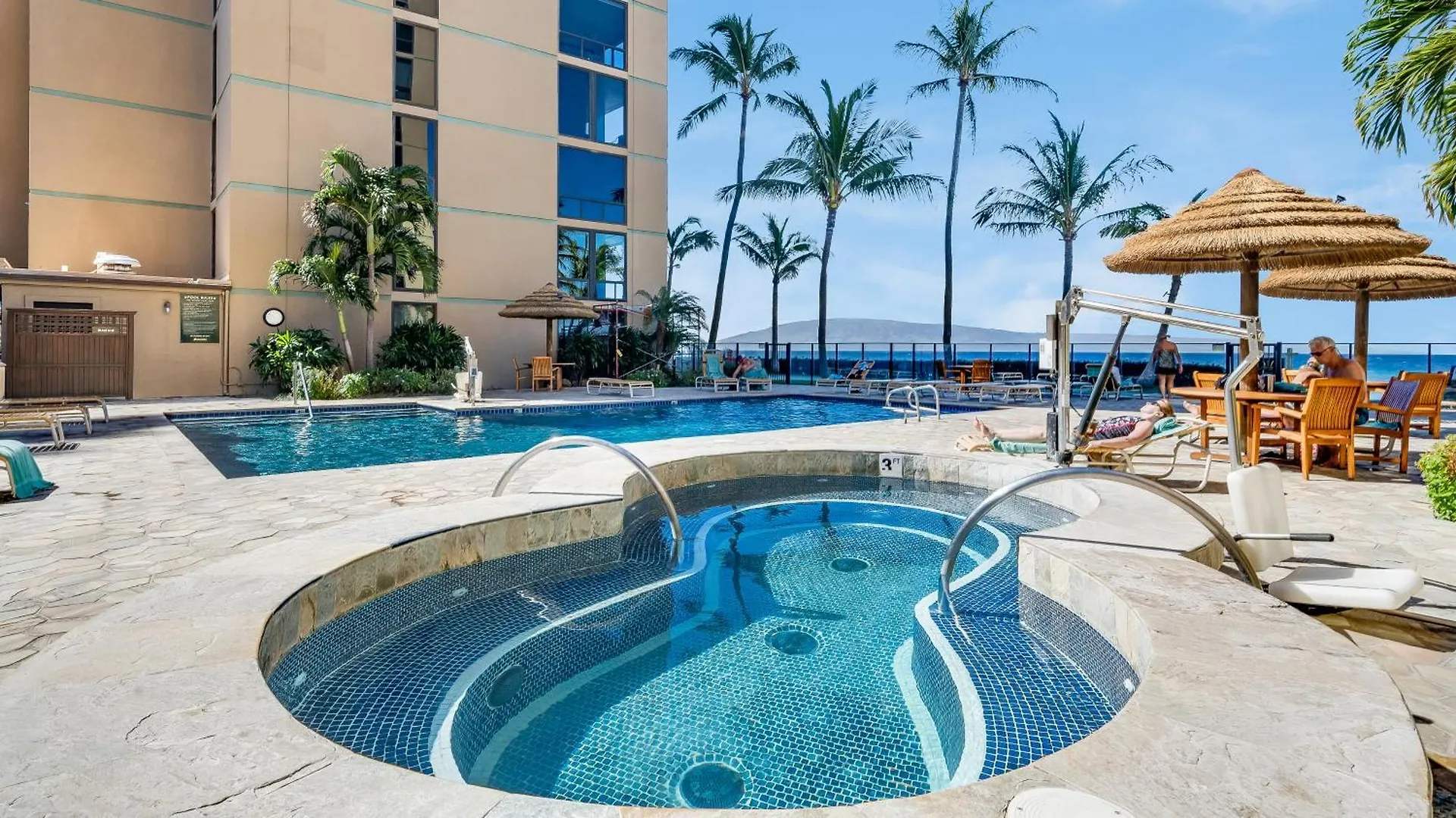 Oceanfront Views & Remodeled! - Mk306 *